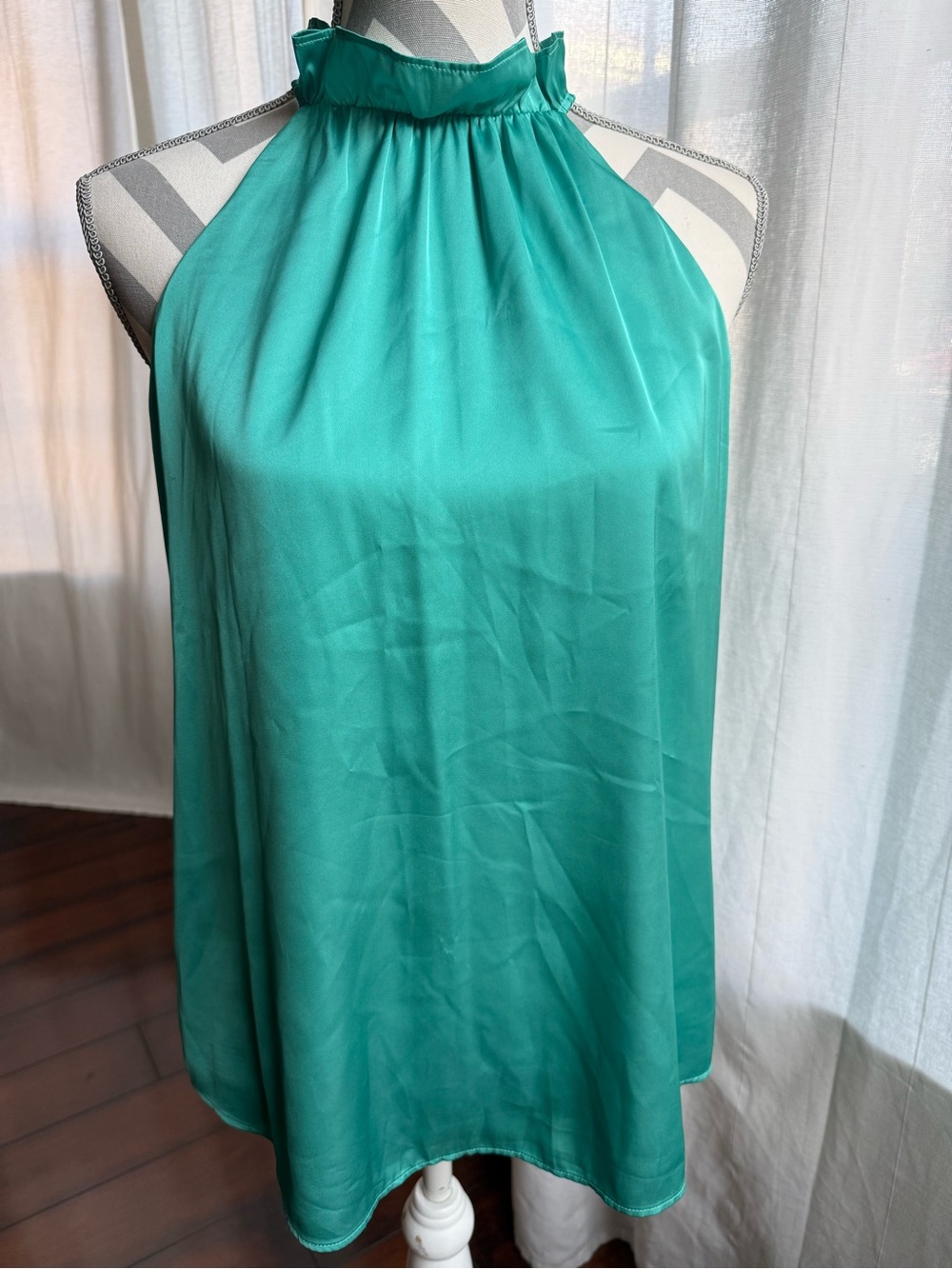 White House Black Market Teal Sleeveless Shell